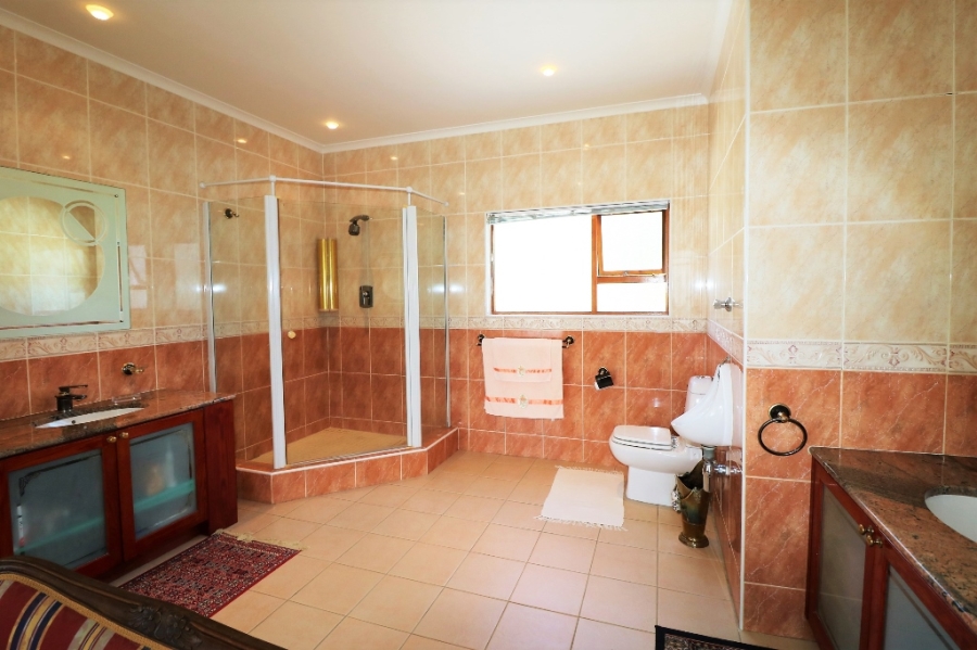 To Let 5 Bedroom Property for Rent in Bonnie Doone Eastern Cape
